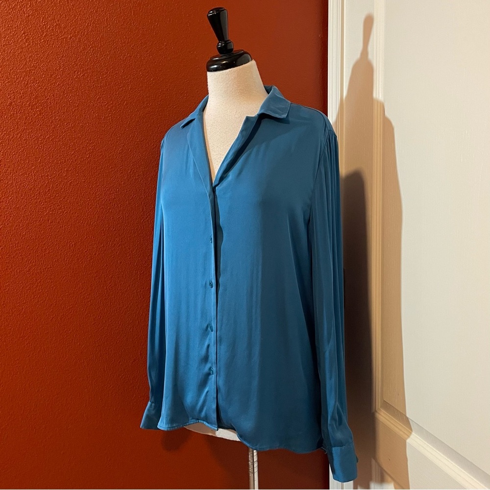 Women's Teal Button-Front Blouse